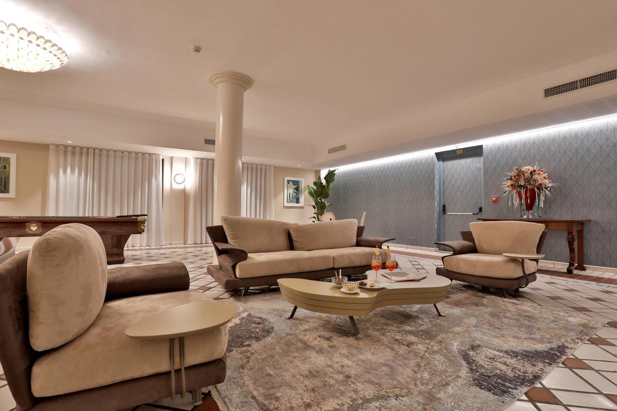Hotel Hermitage Galatina Buitenkant foto
